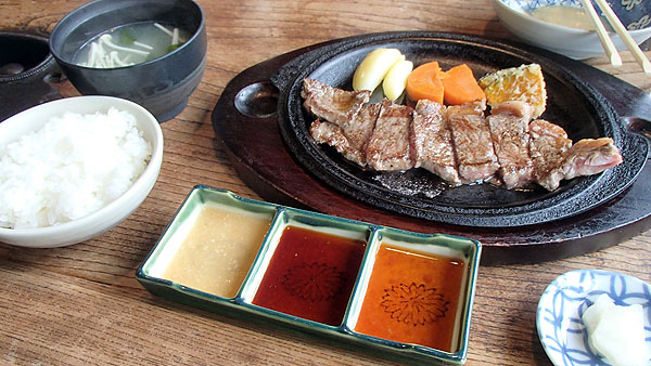 ロースステーキランチ（１，５８０円）